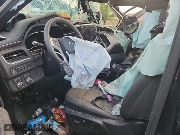 ✅ 2024 Chevrolet Suburban Z71 • VIN: 1GNSKDKD0RR359634 • Лот: 68718695. Опубликован ранее на Copart с пробегом Не указан. Бесплатный доступ к архиву аукционных продаж из США и подробный отчёт об истории автомобиля на DreamBid. Изображение 7.