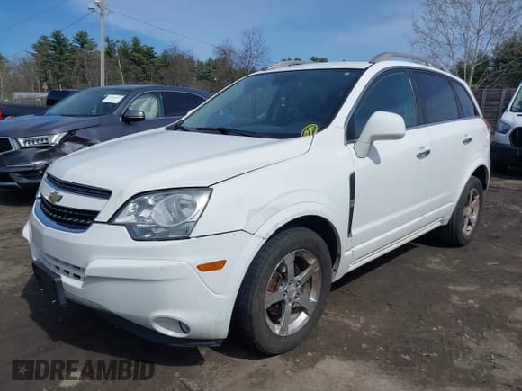 ✅ 2014 Chevrolet Captiva Sport LT • VIN: 3GNAL3EK1ES553304 • Lot: 41955655. Wystawiony na IAAI z przebiegiem 109 377 mil. Bezpłatny archiwum sprzedaży aukcyjnych z USA i szczegółowy raport historii pojazdu na DreamBid. Zdjęcie 2.