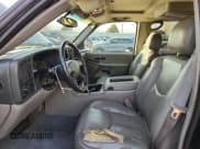 ✅ 2004 Chevrolet Suburban LS • VIN: 3GNFK16Z74G304449 • Лот: 92326045. Опубликован ранее на Copart с пробегом 180 446 миль. Бесплатный доступ к архиву аукционных продаж из США и подробный отчёт об истории автомобиля на DreamBid. Изображение 7.