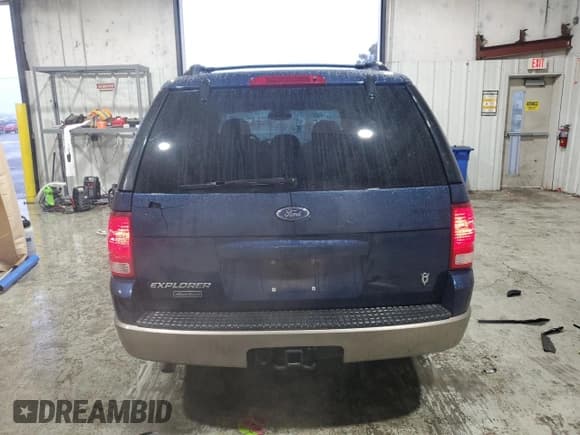 ✅ 2004 Ford Explorer Eddie Bauer • VIN: 1FMDU74W24ZA04013 • Лот: 85296744. Опубликован ранее на Copart с пробегом 169 698 миль. Бесплатный доступ к архиву аукционных продаж из США и подробный отчёт об истории автомобиля на DreamBid. Изображение 6.