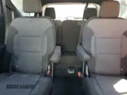 ✅ 2022 Chevrolet Traverse LT Cloth • VIN: 1GNERGKW5NJ131648 • Лот: 56254555. Опубликован ранее на Copart с пробегом 34 305 миль. Бесплатный доступ к архиву аукционных продаж из США и подробный отчёт об истории автомобиля на DreamBid. Изображение 10.