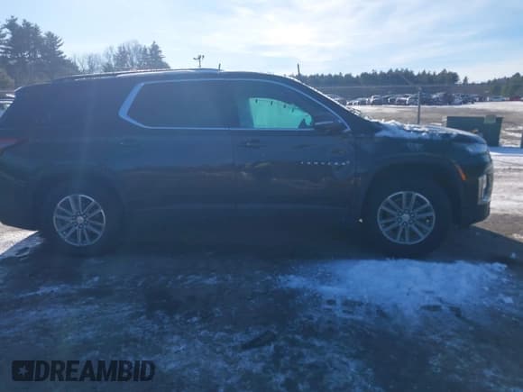 ✅ 2022 Chevrolet Traverse LT • VIN: 1GNERHKW3NJ134490 • Lot: 41197723. Wystawiony na IAAI z przebiegiem 54 988 mil. Bezpłatny archiwum sprzedaży aukcyjnych z USA i szczegółowy raport historii pojazdu na DreamBid. Zdjęcie 13.