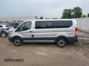 ✅ 2015 Ford Transit XL • VIN: 1FMZK1YMXFKA05407 • Lot: 42920935. Wystawiony na IAAI z przebiegiem 149 168 mil. Bezpłatny archiwum sprzedaży aukcyjnych z USA i szczegółowy raport historii pojazdu na DreamBid. Zdjęcie 14.