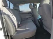 ✅ 2013 Toyota Tacoma PreRunner • VIN: 3TMJU4GN9DM152833 • Lot: 91352235. Wystawiony na Copart z przebiegiem 212 146 mil. Bezpłatny archiwum sprzedaży aukcyjnych z USA i szczegółowy raport historii pojazdu na DreamBid. Zdjęcie 10.