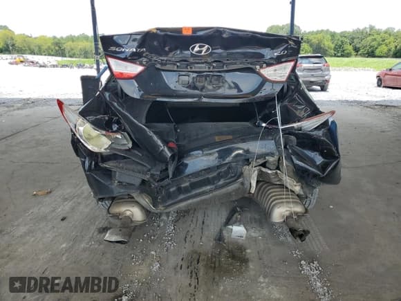 ✅ 2013 Hyundai Sonata SE • VIN: 5NPEC4AB8DH645752 • Lot: 64936014. Listed on Copart with 166,089 mi. Free auction sales archive from the USA and detailed vehicle history report at DreamBid. Image 6.