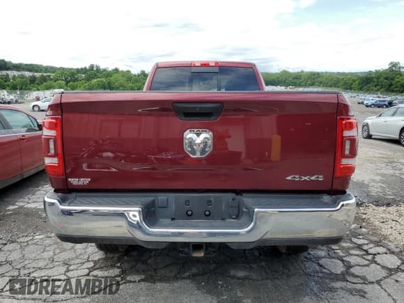 ✅ 2024 Ram 3500 Tradesman • VIN: 3C63R3GJ4RG203296 • Lot: 61236485. Wystawiony na Copart z przebiegiem 2 664 mil. Bezpłatny archiwum sprzedaży aukcyjnych z USA i szczegółowy raport historii pojazdu na DreamBid. Zdjęcie 6.