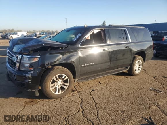 ✅ 2015 Chevrolet Suburban LT • VIN: 1GNSKJKCXFR118424 • Lot: 82207545. Wystawiony na Copart z przebiegiem 148 154 mil. Bezpłatny archiwum sprzedaży aukcyjnych z USA i szczegółowy raport historii pojazdu na DreamBid. Zdjęcie 1.