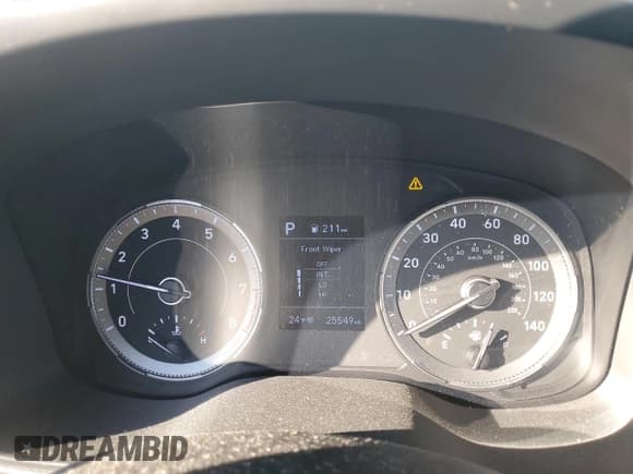 ✅ 2022 Hyundai Venue SEL • VIN: KMHRC8A3XNU200093 • Lot: 42085205. Listed on Copart with 25,549 mi. Free auction sales archive from the USA and detailed vehicle history report at DreamBid. Image 9.