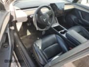 ✅ 2021 Tesla Model 3 Standard Range Plus • VIN: 5YJ3E1EA0MF092143 • Lot: 91743025. Wystawiony na Copart z przebiegiem Nie podano. Bezpłatny archiwum sprzedaży aukcyjnych z USA i szczegółowy raport historii pojazdu na DreamBid. Zdjęcie 8.