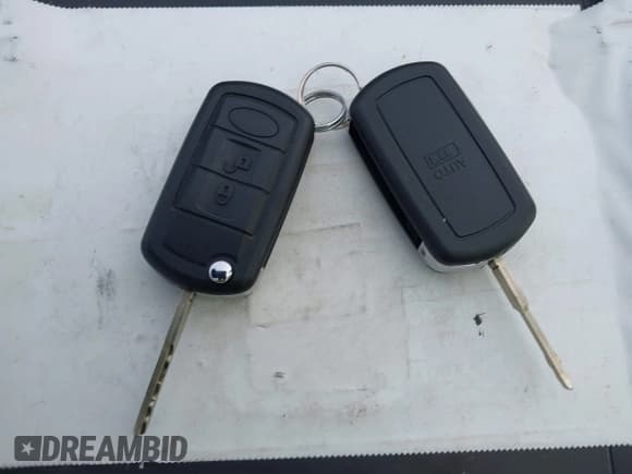 ✅ 2006 Land Rover LR3 HSE • VIN: SALAG25406A360243 • Лот: 43853432. Опубликован ранее на IAAI с пробегом 142 022 миль. Бесплатный доступ к архиву аукционных продаж из США и подробный отчёт об истории автомобиля на DreamBid. Изображение 11.