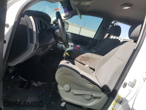 ✅ 2013 Toyota Tundra • VIN: 5TFRM5F12DX056608 • Лот: 82600405. Опубликован ранее на Copart с пробегом 248 007 миль. Бесплатный доступ к архиву аукционных продаж из США и подробный отчёт об истории автомобиля на DreamBid. Изображение 7.