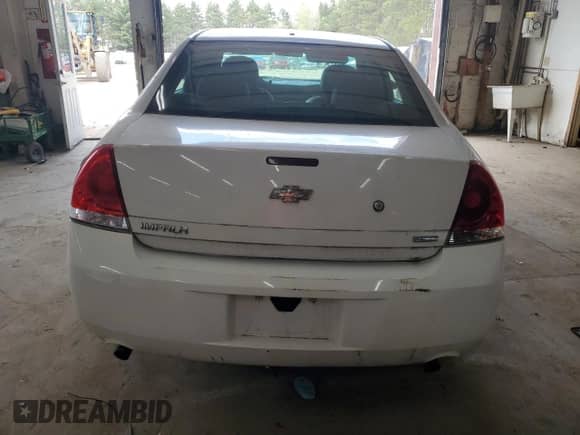 2014 Chevrolet Impala Police Police с VIN 2G1WD5E3XE1159790, выставлен на аукционе Copart как лот 55505895 с пробегом 155 366 миль миль и Списание • Salvage title. История ставок и продаж доступна на DreamBid. Изображение 6.