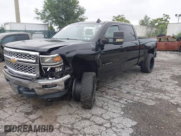 2015 Chevrolet Silverado 1500 LT с VIN 1GCUKREC6FF202219, выставлен на аукционе IAAI как лот 42884932 с пробегом 92 938 миль миль и . История ставок и продаж доступна на DreamBid. Изображение 2.