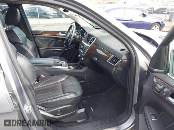 ✅ 2014 Mercedes-Benz GL 450 • VIN: 4JGDF7CE6EA423470 • Лот: 43639902. Опубликован ранее на IAAI с пробегом 102 392 миль. Бесплатный доступ к архиву аукционных продаж из США и подробный отчёт об истории автомобиля на DreamBid. Изображение 5.