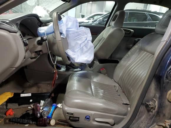 2002 Chevrolet Impala LS с VIN 2G1WH55K829133004, выставлен на аукционе Copart как лот 78210484 с пробегом 232 135 миль миль и Списание • Salvage title. История ставок и продаж доступна на DreamBid. Изображение 7.