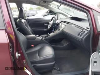 ✅ 2013 Toyota Prius Two • VIN: JTDKN3DU9D5597375 • Lot: 43427092. Listed on IAAI with 198,951 mi. Free auction sales archive from the USA and detailed vehicle history report at DreamBid. Image 5.