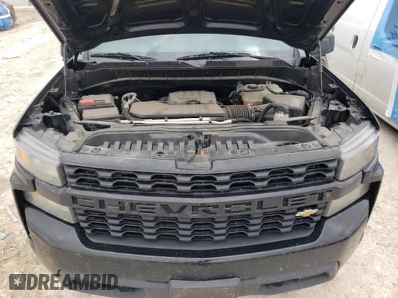 ✅ 2020 Chevrolet Silverado 1500 Custom • VIN: 1GCRWBEK7LZ371409 • Lot: 45115505. Wystawiony na Copart z przebiegiem 62 153 mil. Bezpłatny archiwum sprzedaży aukcyjnych z USA i szczegółowy raport historii pojazdu na DreamBid. Zdjęcie 11.