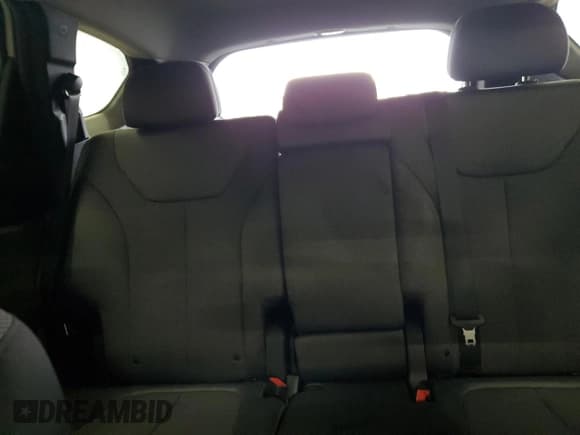 ✅ 2023 Hyundai Santa Fe SEL • VIN: 5NMS24AJ2PH574451 • Lot: 89636285. Wystawiony na Copart z przebiegiem 36 207 mil. Bezpłatny archiwum sprzedaży aukcyjnych z USA i szczegółowy raport historii pojazdu na DreamBid. Zdjęcie 10.