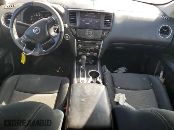 ✅ 2018 Nissan Pathfinder SV • VIN: 5N1DR2MM5JC647943 • Лот: 85119135. Опубликован ранее на Copart с пробегом 91 001 миль. Бесплатный доступ к архиву аукционных продаж из США и подробный отчёт об истории автомобиля на DreamBid. Изображение 8.