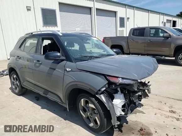 ✅ 2024 Hyundai Venue SEL • VIN: KMHRC8A31RU331807 • Lot: 70032195. Listed on Copart with 26,134 mi. Free auction sales archive from the USA and detailed vehicle history report at DreamBid. Image 14.