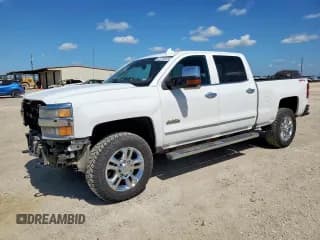✅ 2016 Chevrolet Silverado 2500HD High Country • VIN: 1GC1KXE86GF186785 • Lot: 81731675. Wystawiony na Copart z przebiegiem 261 983 mil. Bezpłatny archiwum sprzedaży aukcyjnych z USA i szczegółowy raport historii pojazdu na DreamBid. Zdjęcie 1.