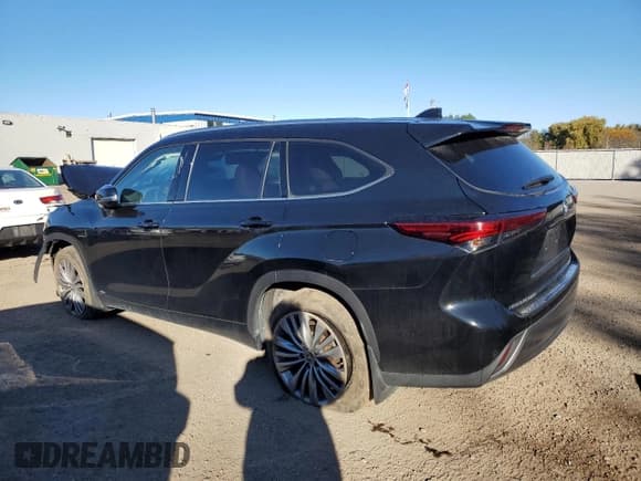✅ 2023 Toyota Highlander Hybrid Platinum • VIN: 5TDEBRCH0PS110060 • Lot: 87229905. Listed on Copart with Not provided. Free auction sales archive from the USA and detailed vehicle history report at DreamBid. Image 2.