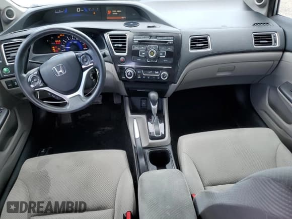 ✅ 2013 Honda Civic • VIN: 19XFB4F27DE001566 • Lot: 68570545. Wystawiony na Copart z przebiegiem 119 498 mil. Bezpłatny archiwum sprzedaży aukcyjnych z USA i szczegółowy raport historii pojazdu na DreamBid. Zdjęcie 8.