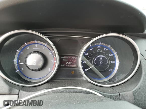 ✅ 2011 Hyundai Sonata GLS • VIN: 5NPEB4AC6BH037432 • Lot: 70902914. Listed on Copart with 109,079 mi. Free auction sales archive from the USA and detailed vehicle history report at DreamBid. Image 9.