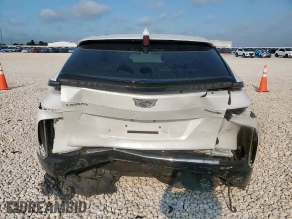 ✅ 2024 Cadillac LYRIQ Luxury • VIN: 1GYKPPRK0RZ111748 • Lot: 68102505. Listed on Copart with 14,522 mi. Free auction sales archive from the USA and detailed vehicle history report at DreamBid. Image 6.