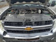 ✅ 2007 Chevrolet Silverado 2500HD 2LT • VIN: 1GCHK23697F504854 • Лот: 58057985. Опубликован ранее на Copart с пробегом 269 143 миль. Бесплатный доступ к архиву аукционных продаж из США и подробный отчёт об истории автомобиля на DreamBid. Изображение 11.