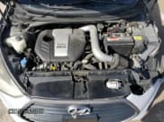 ✅ 2015 Hyundai Veloster Turbo • VIN: KMHTC6AE7FU216359 • Lot: 80218904. Wystawiony na Copart z przebiegiem 107 126 mil. Bezpłatny archiwum sprzedaży aukcyjnych z USA i szczegółowy raport historii pojazdu na DreamBid. Zdjęcie 11.