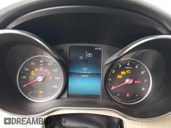 ✅ 2019 Mercedes-Benz C 300 • VIN: WDDWK8DB6KF827909 • Lot: 51114875. Wystawiony na Copart z przebiegiem 55 903 mil. Bezpłatny archiwum sprzedaży aukcyjnych z USA i szczegółowy raport historii pojazdu na DreamBid. Zdjęcie 9.