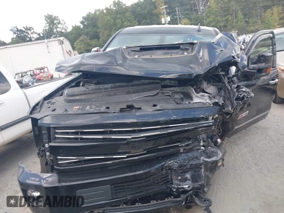 ✅ 2018 Chevrolet Silverado 2500HD LT • VIN: 1GC1KVEY8JF163973 • Лот: 43140838. Опубликован ранее на IAAI с пробегом 126 893 миль. Бесплатный доступ к архиву аукционных продаж из США и подробный отчёт об истории автомобиля на DreamBid. Изображение 13.