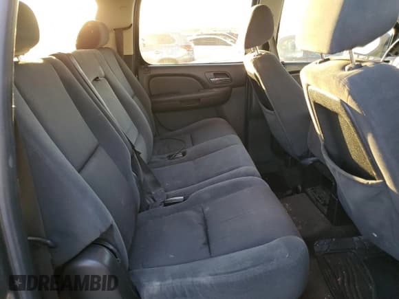 ✅ 2009 Chevrolet Suburban LS • VIN: 1GNFC16089R225359 • Lot: 76146434. Listed on Copart with 205,749 mi. Free auction sales archive from the USA and detailed vehicle history report at DreamBid. Image 11.