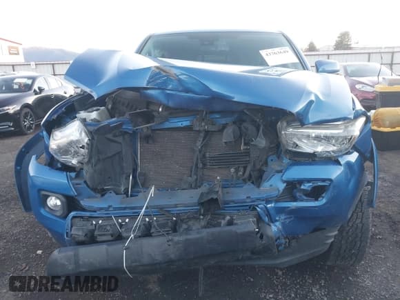 ✅ 2018 Toyota Tacoma TRD Off Road • VIN: 3TMDZ5BN3JM045249 • Lot: 43763649. Listed on IAAI with 93,674 mi. Free auction sales archive from the USA and detailed vehicle history report at DreamBid. Image 12.