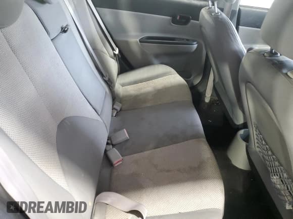 ✅ 2010 Hyundai Accent GLS • VIN: KMHCN4AC6AU488343 • Лот: 43088205. Опубликован ранее на Copart с пробегом 131 050 миль. Бесплатный доступ к архиву аукционных продаж из США и подробный отчёт об истории автомобиля на DreamBid. Изображение 10.