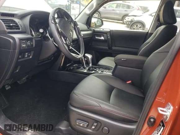 ✅ 2024 Toyota 4Runner TRD Pro • VIN: JTELU5JR9R6301240 • Lot: 68355655. Listed on Copart with 4,901 mi. Free auction sales archive from the USA and detailed vehicle history report at DreamBid. Image 7.