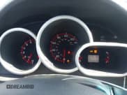 ✅ 2010 Toyota Matrix • VIN: 2T1KU4EE7AC466833 • Lot: 42235882. Wystawiony na IAAI z przebiegiem 240 436 mil. Bezpłatny archiwum sprzedaży aukcyjnych z USA i szczegółowy raport historii pojazdu na DreamBid. Zdjęcie 7.