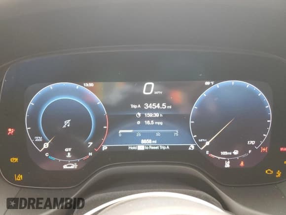 ✅ 2023 Maserati Grecale Modena • VIN: ZN682AVM5P7410534 • Lot: 70463885. Listed on Copart with 8,858 mi. Free auction sales archive from the USA and detailed vehicle history report at DreamBid. Image 9.