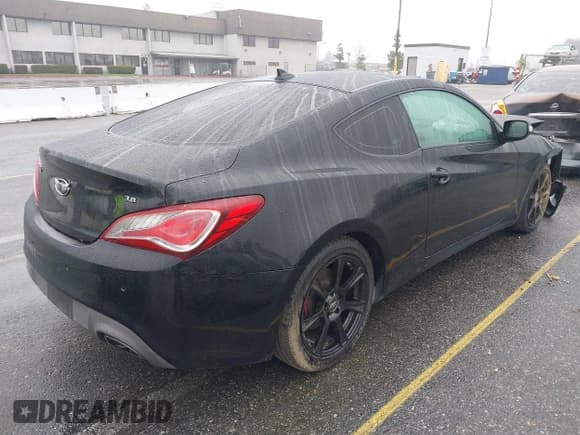 ✅ 2014 Hyundai Genesis Coupe Ultimate • VIN: KMHHU6KJ5EU116158 • Lot: 41916716. Wystawiony na IAAI z przebiegiem 68 690 mil. Bezpłatny archiwum sprzedaży aukcyjnych z USA i szczegółowy raport historii pojazdu na DreamBid. Zdjęcie 4.