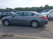 ✅ 2017 Nissan Altima S • VIN: 1N4AL3AP0HC147105 • Lot: 43075568. Wystawiony na IAAI z przebiegiem 74 286 mil. Bezpłatny archiwum sprzedaży aukcyjnych z USA i szczegółowy raport historii pojazdu na DreamBid. Zdjęcie 14.