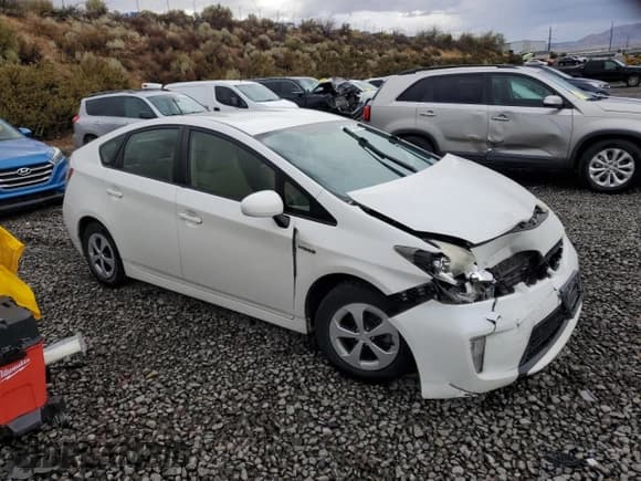 ✅ 2014 Toyota Prius Four • VIN: JTDKN3DU0E1769558 • Лот: 80152495. Опубликован ранее на Copart с пробегом 203 180 миль. Бесплатный доступ к архиву аукционных продаж из США и подробный отчёт об истории автомобиля на DreamBid. Изображение 4.