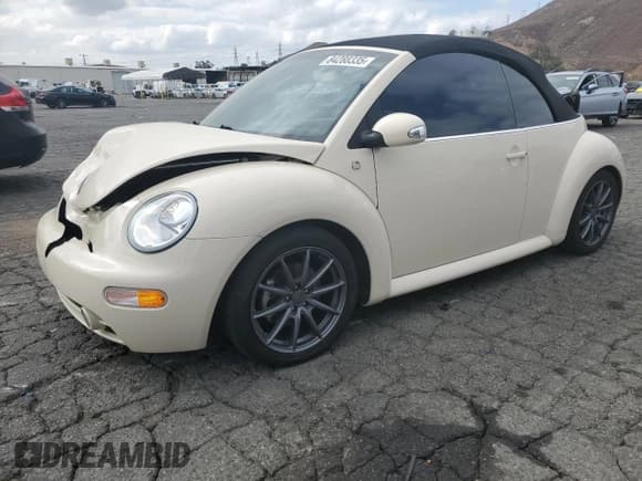 ✅ 2003 Volkswagen Beetle GLS • VIN: 3VWCD21Y53M330250 • Lot: 84288335. Listed on Copart with 64,282 mi. Free auction sales archive from the USA and detailed vehicle history report at DreamBid. Image 1.