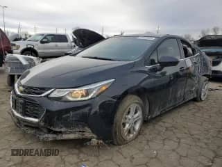 2018 Chevrolet Cruze LT с VIN 1G1BH5SE0J7145354, выставлен на аукционе Copart как лот 43822505 с пробегом 108 423 миль миль и Списание • Salvage title. История ставок и продаж доступна на DreamBid. Изображение 1.