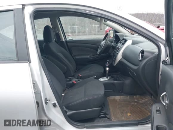 ✅ 2015 Nissan Versa SV • VIN: 3N1CN7AP5FL807020 • Лот: 43746101. Опубликован ранее на IAAI с пробегом 110 335 миль. Бесплатный доступ к архиву аукционных продаж из США и подробный отчёт об истории автомобиля на DreamBid. Изображение 5.
