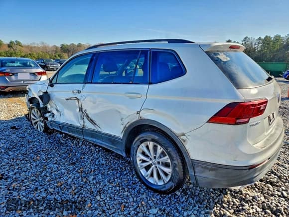 ✅ 2019 Volkswagen Tiguan S • VIN: 3VV1B7AX1KM015417 • Lot: 95194405. Listed on Copart with 55,973 mi. Free auction sales archive from the USA and detailed vehicle history report at DreamBid. Image 2.