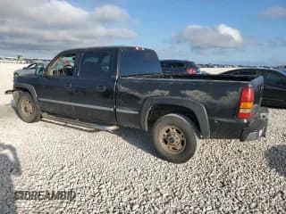 ✅ 2001 GMC Sierra 1500HD SLE • VIN: 1GTGC13U11F152684 • Lot: 71216924. Wystawiony na Copart z przebiegiem Nie podano. Bezpłatny archiwum sprzedaży aukcyjnych z USA i szczegółowy raport historii pojazdu na DreamBid. Zdjęcie 2.