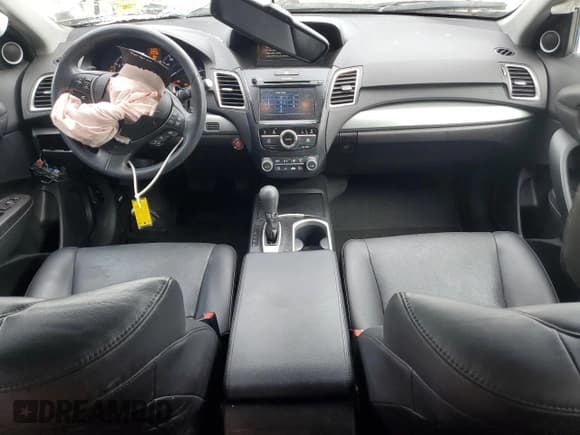 ✅ 2018 Acura RDX Technology • VIN: 5J8TB4H59JL002930 • Lot: 81763515. Wystawiony na Copart z przebiegiem 82 213 mil. Bezpłatny archiwum sprzedaży aukcyjnych z USA i szczegółowy raport historii pojazdu na DreamBid. Zdjęcie 8.