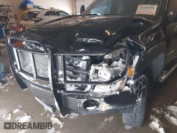 ✅ 2014 Chevrolet Silverado 2500HD LTZ • VIN: 1GC1KYE8XEF119934 • Лот: 41251936. Опубликован ранее на IAAI с пробегом 218 943 миль. Бесплатный доступ к архиву аукционных продаж из США и подробный отчёт об истории автомобиля на DreamBid. Изображение 6.