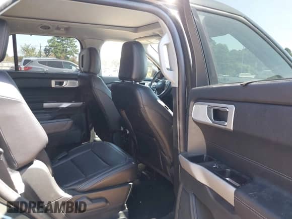 2023 Ford Explorer Limited with VIN 1FMSK7FH5PGB28501, listed as a IAAI auction lot 42812495 with 25,147 mi miles and . Bid and sale history available at DreamBid. Image 8.